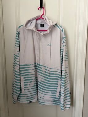 Sunday Swagger Hooded Golf Pullover